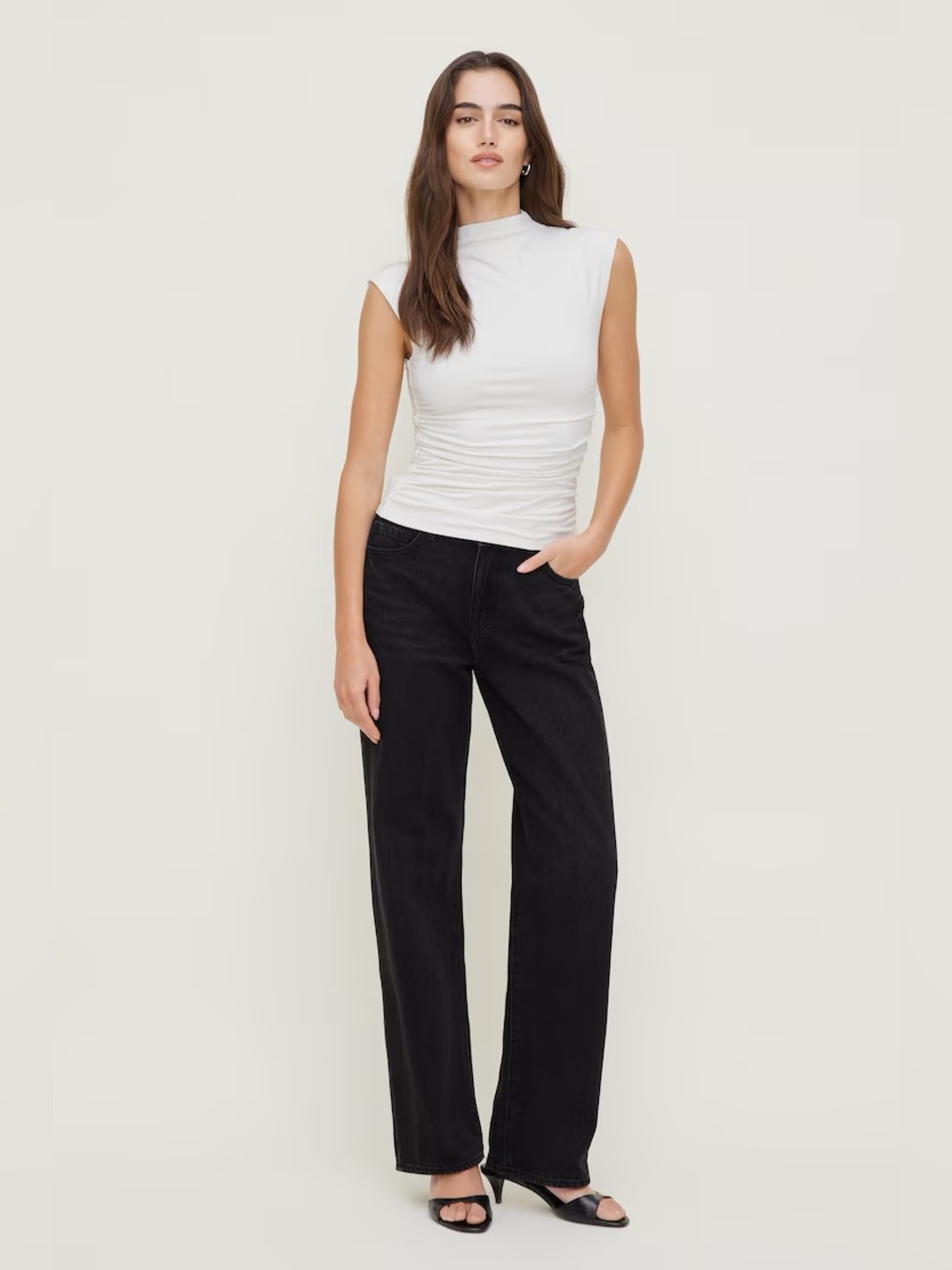 Dynamite Mika Mid Rise Relaxed Straight Leg Jeans